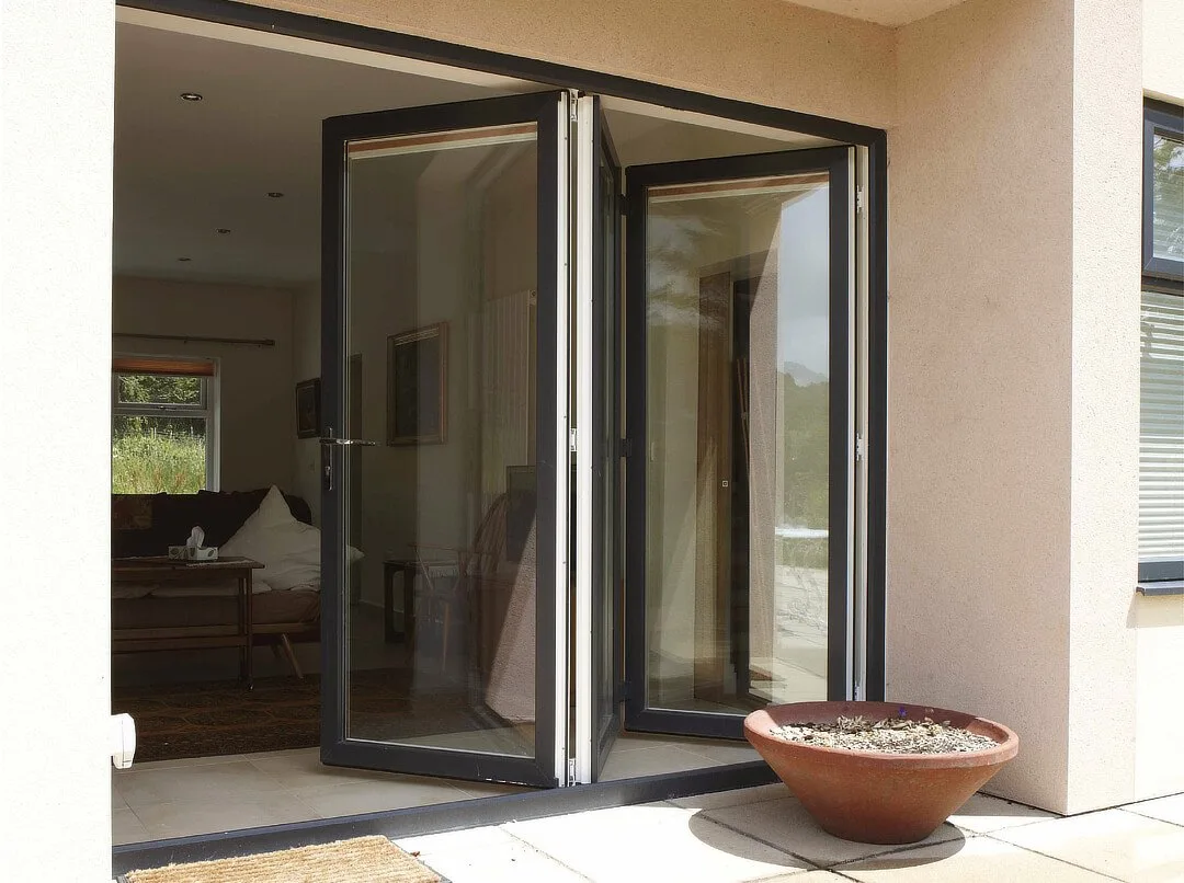 bi fold doors black opening 1080 comp bi-fold doors open